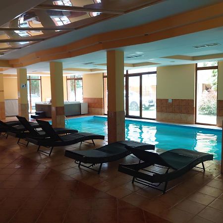 Coke Wellness Apartman Siófok Buitenkant foto