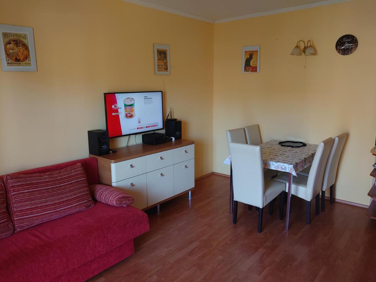 Coke Wellness Apartman Siófok Buitenkant foto