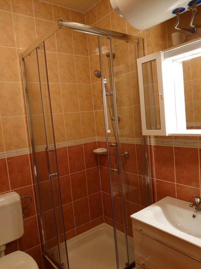 Coke Wellness Apartman Siófok Buitenkant foto