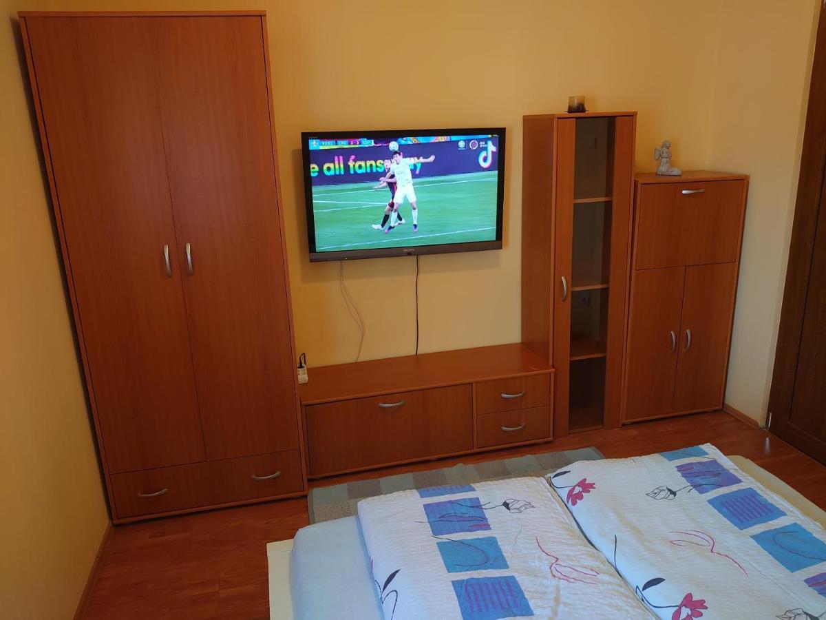 Coke Wellness Apartman Siófok Buitenkant foto