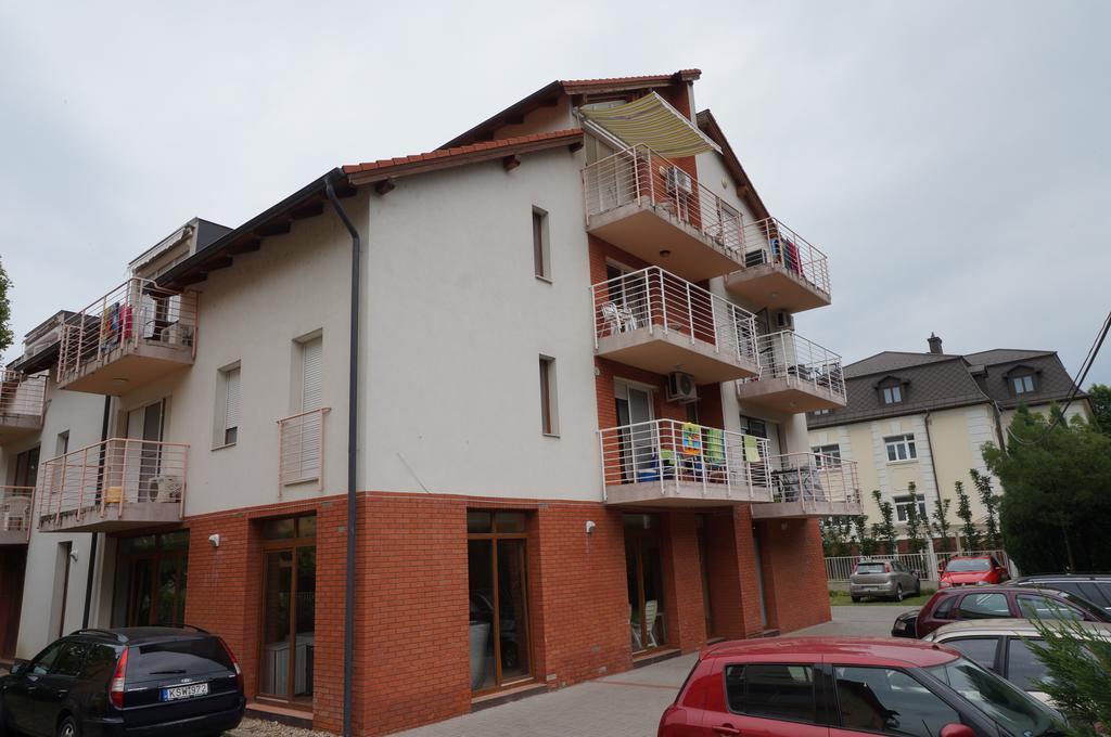 Coke Wellness Apartman Siófok Buitenkant foto